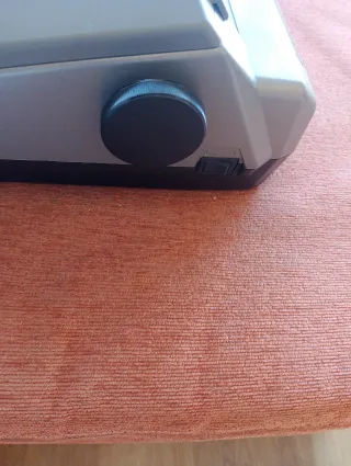 Máquina de escribir electrónica Panasonic R194