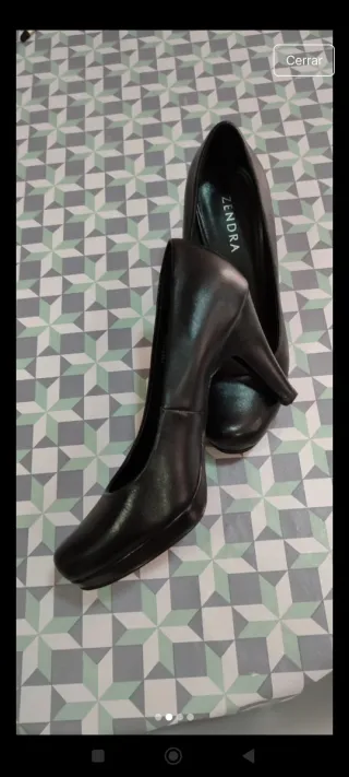 Zapatos de tacón ZENDRA negros
