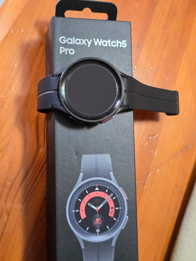 Samsung Galaxy Watch 5 Pro Smartwatch