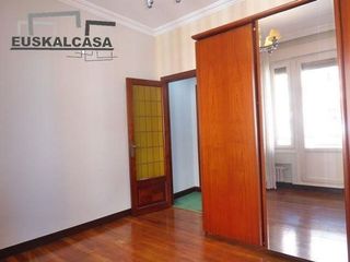 Piso en venta en Basurtu en Bilbao