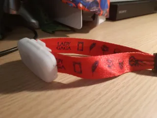 Pulsera lady gaga concierto MAYHEM BALL