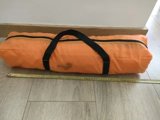 Tienda de campaña naranja Fórmula Campus