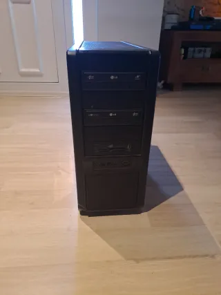 Ordenador Sobremesa Windows 11 Negro