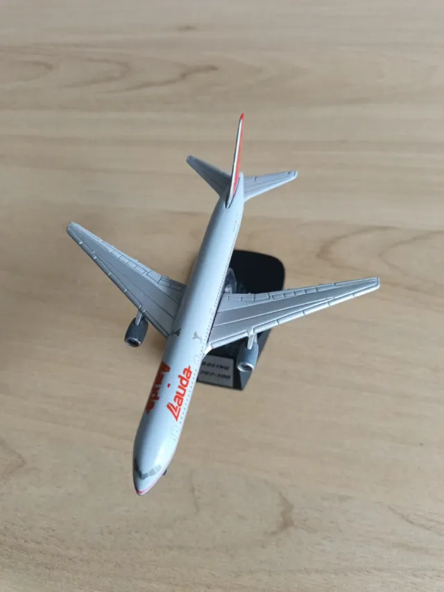 Modellino Aereo Boeing 767-300