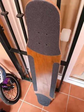 Tabla Longboard con Diseño Tropical