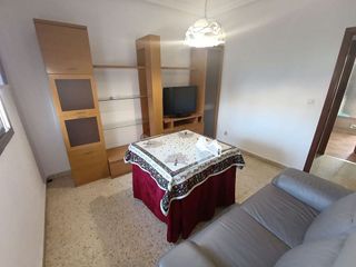 Piso en venta en Linares