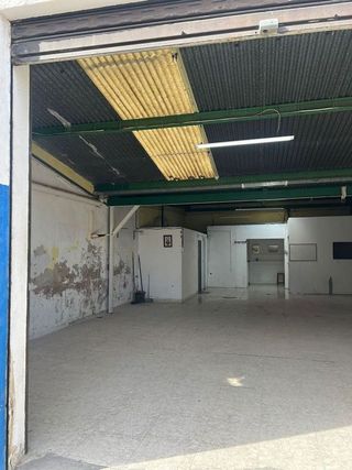 Nave industrial en alquiler en El Carmen en Manises