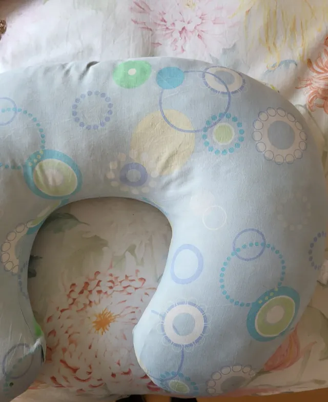 Cojín de lactancia Boppy