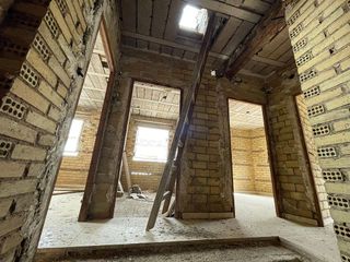 Casa adosada en venta en Torreperogil