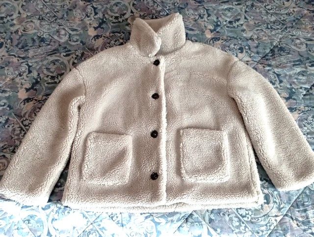 Chaqueta borreguito gruesa corta