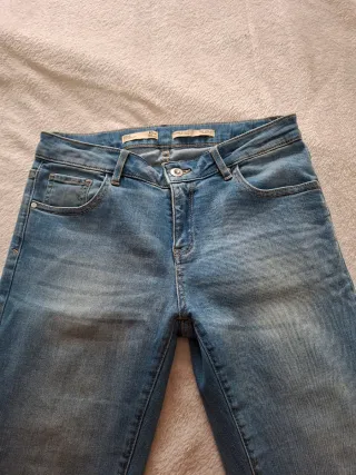 Pantalón pitillo Sfera azul