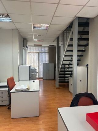 Local comercial en venta en La Dreta de l'Eixample en Barcelona