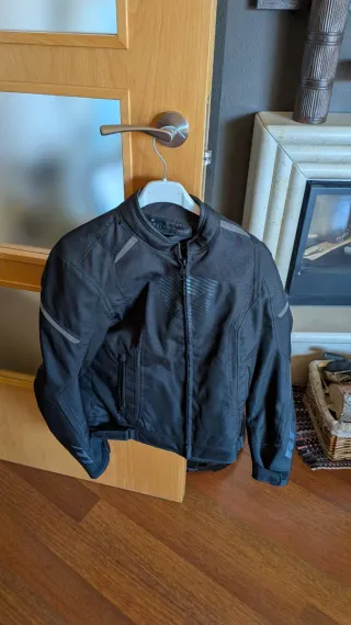 Chaqueta Moto Revit Negra Talla S chica un solo us