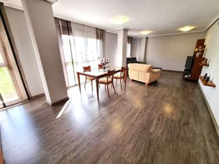 Piso en venta en Florida Baja en Alicante