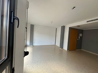 Piso en venta en Monserrat