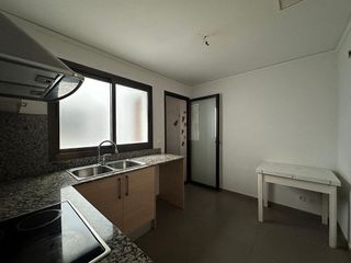 Piso en venta en Monserrat