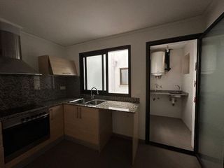 Piso en venta en Monserrat