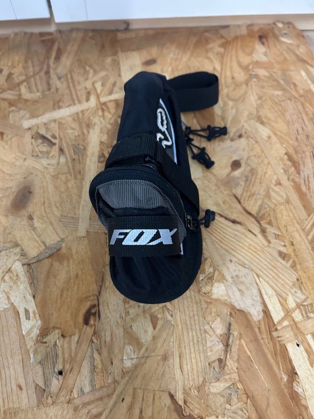 Bolsa sillín MTB negra FOX