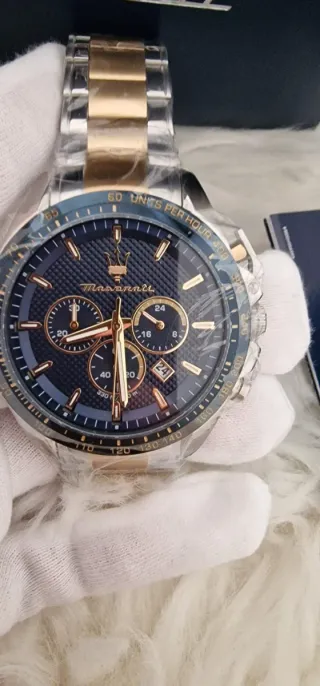 Reloj Maserati Hombre Negro y Dorado
