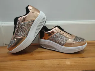 Zapatillas glitter ligeras sin estrenar