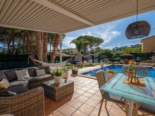 Chalet en venta en Cabanyes-Mas Ambrós-Mas Pallí en Calonge