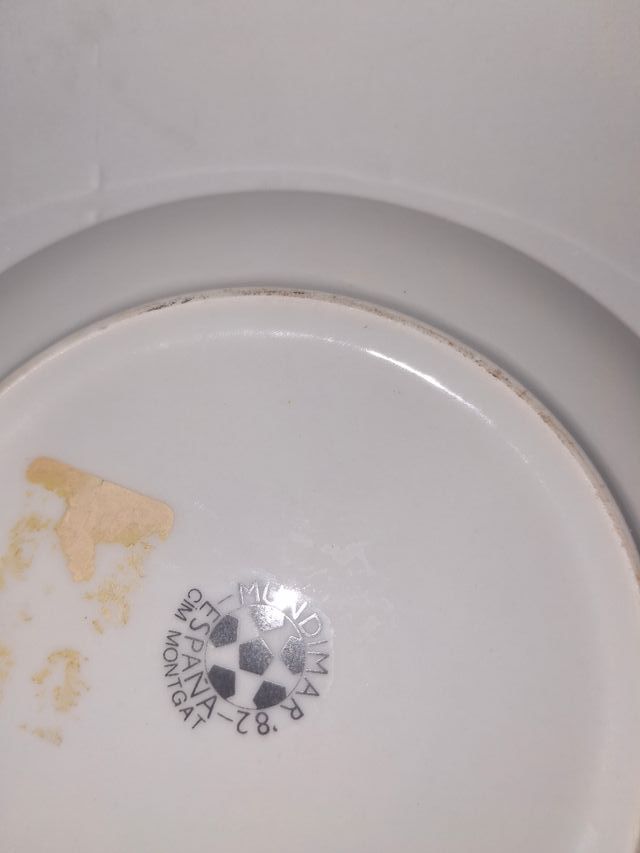 Plato conmemorativo España 82 – Naranjito (