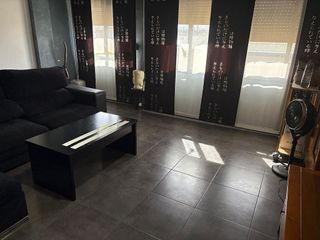 Piso en venta en El Castellar-L´Oliveral en Valencia