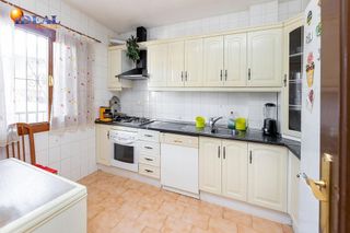 Casa adosada en venta en Atarfe