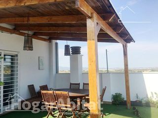 Casa adosada en venta en Vilamarxant
