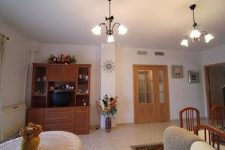 Casa adosada en venta en Olivenza