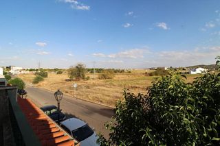 Casa adosada en venta en Olivenza