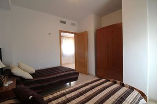 Casa adosada en venta en Olivenza