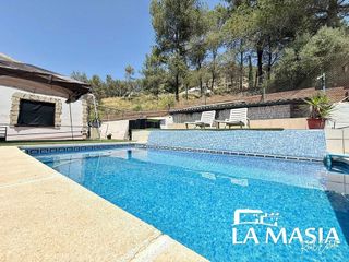Chalet en venta en Mas Mestre en Olivella