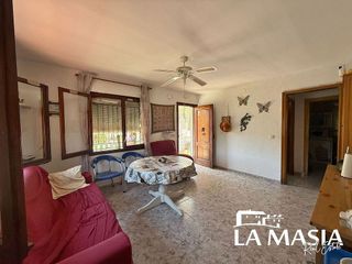 Chalet en venta en Mas Mestre en Olivella