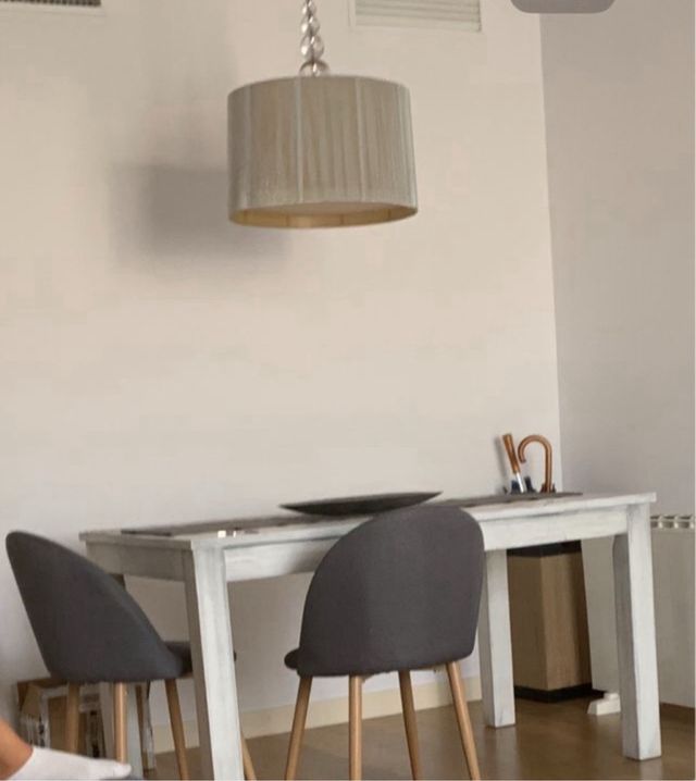 Lámpara de diseño moderno gris plata