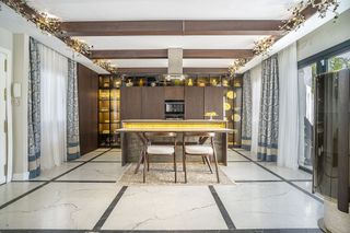 Piso en venta en Los Naranjos - Las Brisas en Marbella