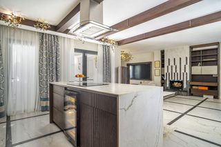 Piso en venta en Los Naranjos - Las Brisas en Marbella