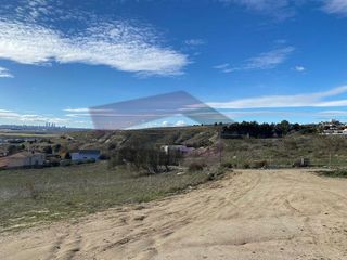Terreno en venta en Altos de Jarama en Paracuellos de Jarama