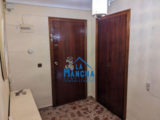 Piso en venta en Santa Cruz - Industria - Polígono Campollano en Albacete