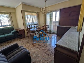 Piso en venta en Santa Cruz - Industria - Polígono Campollano en Albacete