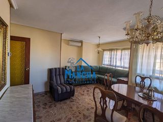 Piso en venta en Santa Cruz - Industria - Polígono Campollano en Albacete