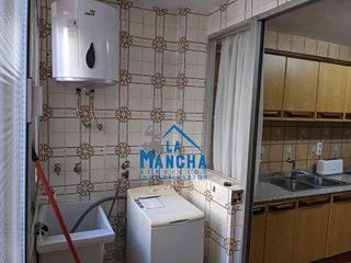 Piso en venta en Santa Cruz - Industria - Polígono Campollano en Albacete