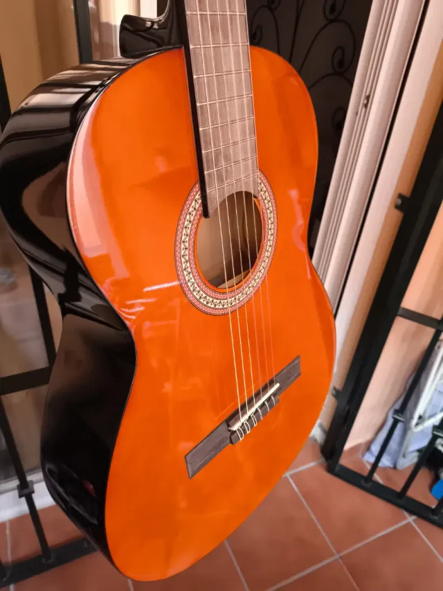 Guitarra Clásica Naranja