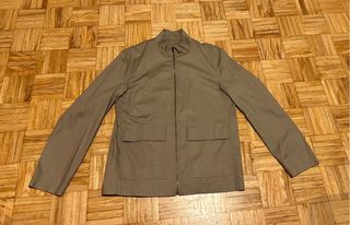 Cazadora fina talla M, marca Zara