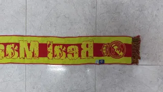 Bufanda Real Madrid Bandera España.03/10/2007.