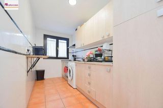 Piso en venta en Zubia (La)