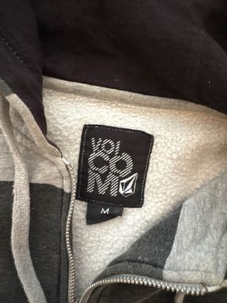Sudadera con capucha Volcom gris y negra