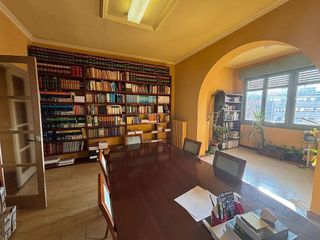 Piso en venta en Eixample Nord – La Devesa en Girona