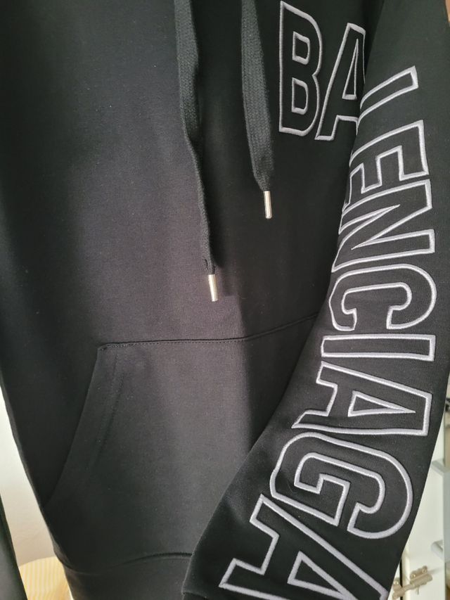 Sudadera Balenciaga Negra con Capucha T-S