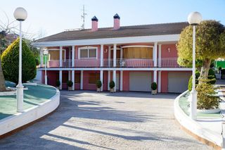 Chalet en venta en Caudete